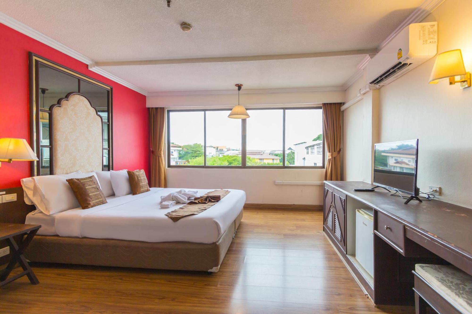 Bp Chiangmai City Hotel Chiang Mai Extérieur photo